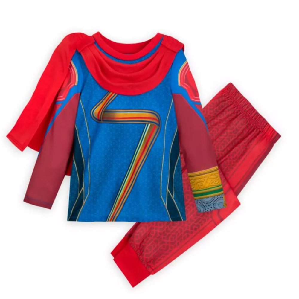 NWT Disney Ms. Marvel Two Piece Pajamas w/detachable Accessories